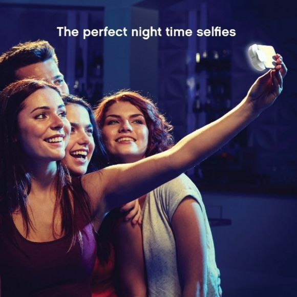Selfie Led Light Clip - Picture 4 of 13
